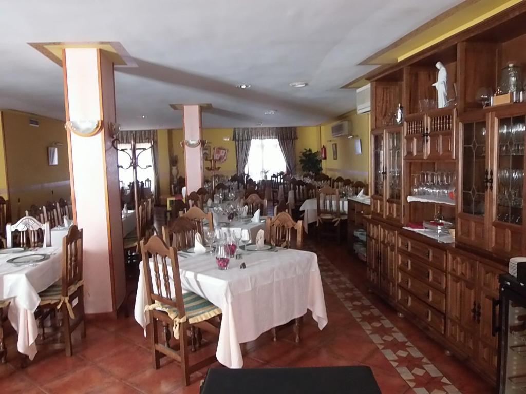 Hostal-Restaurante San Antolin Тордесиляс Стая снимка